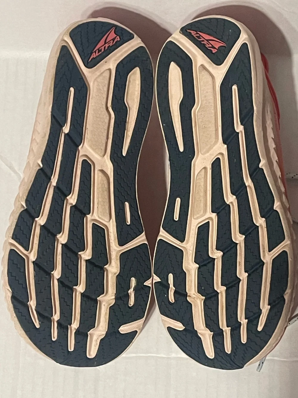 Altra Torin 7 - Women’s 7.5 - Pink - no box